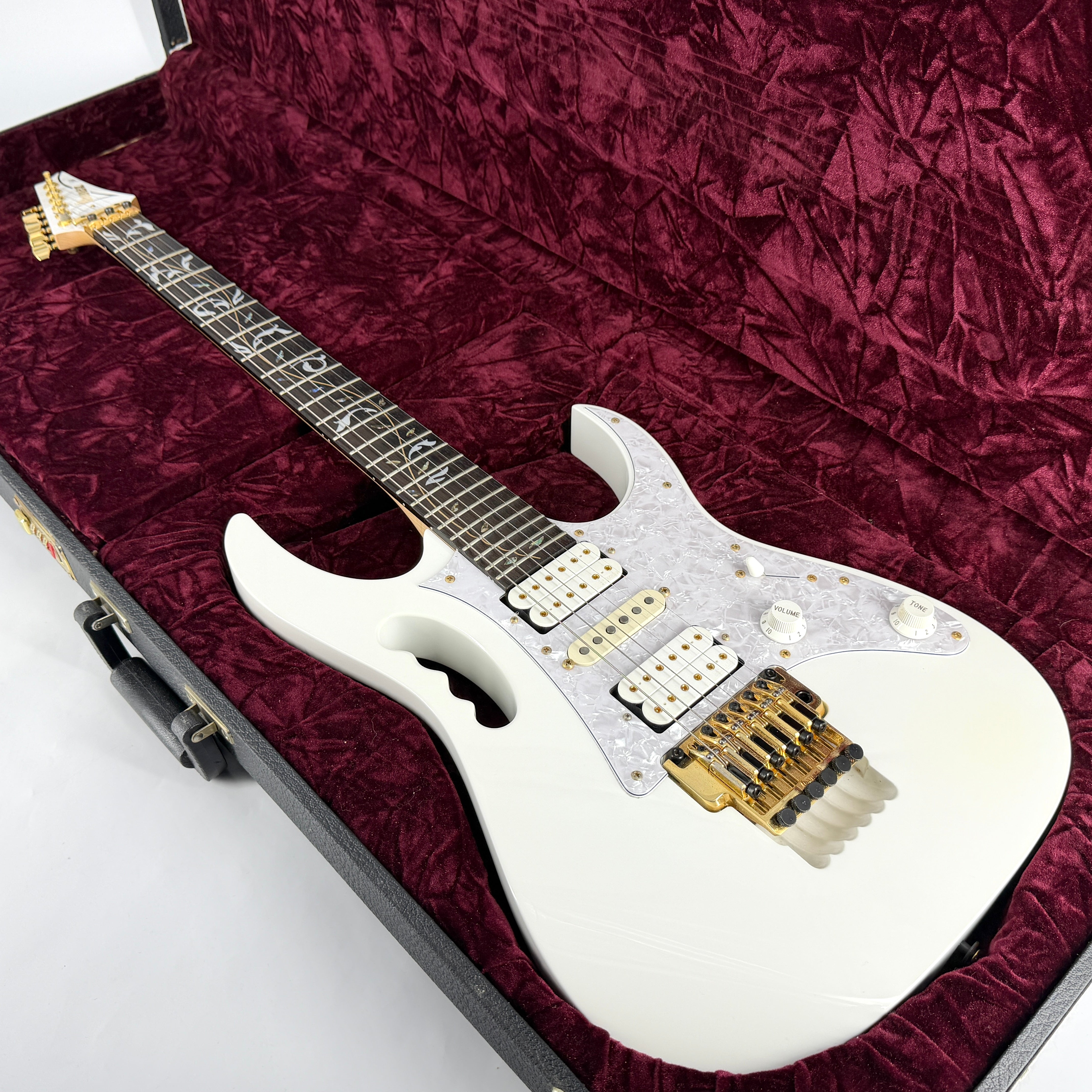 2004 Ibanez JEM7V Steve Vai Signature - White – Jordan Guitars