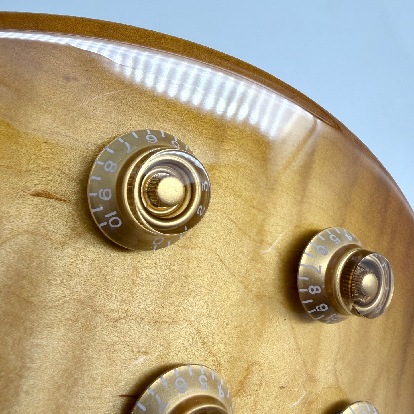 2024 Gibson Les Paul Studio Session - Honey Burst