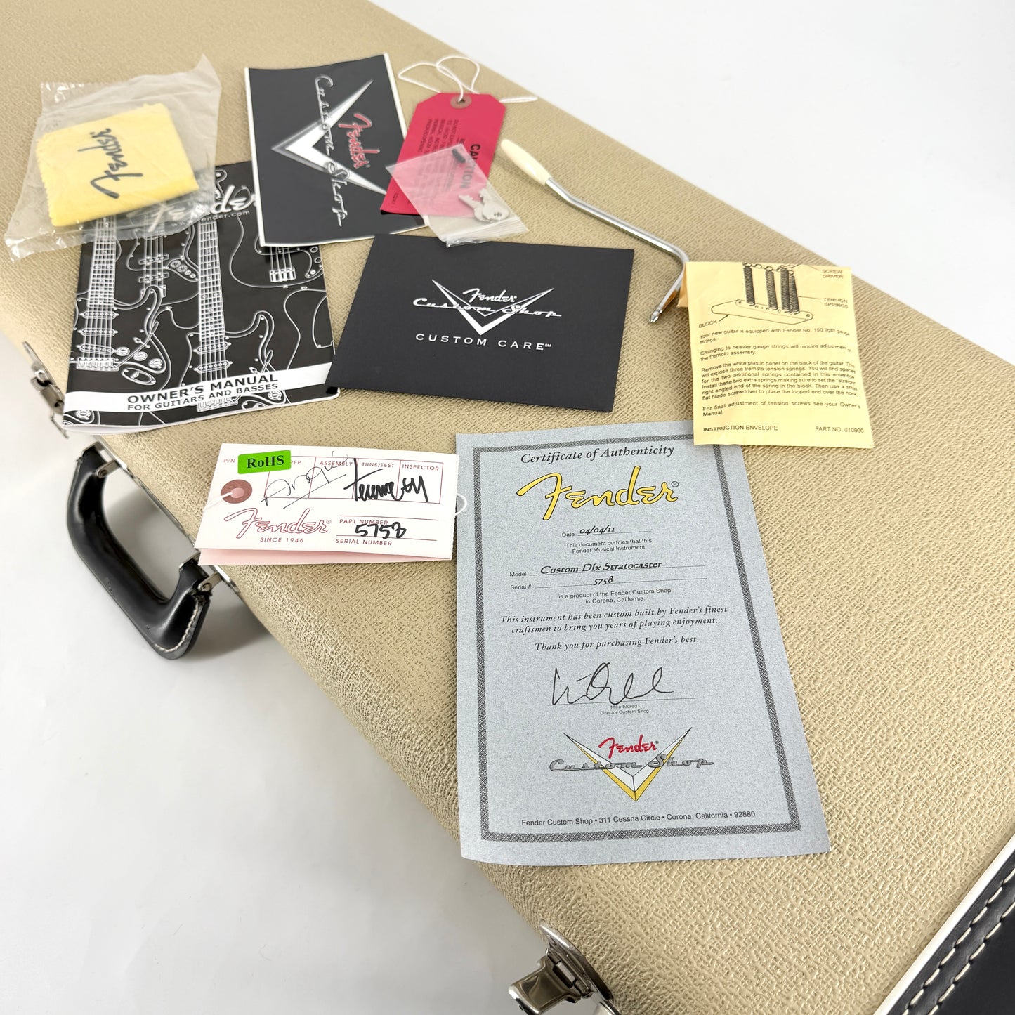 2011 Fender Custom Shop Custom Deluxe Stratocaster - Sunburst