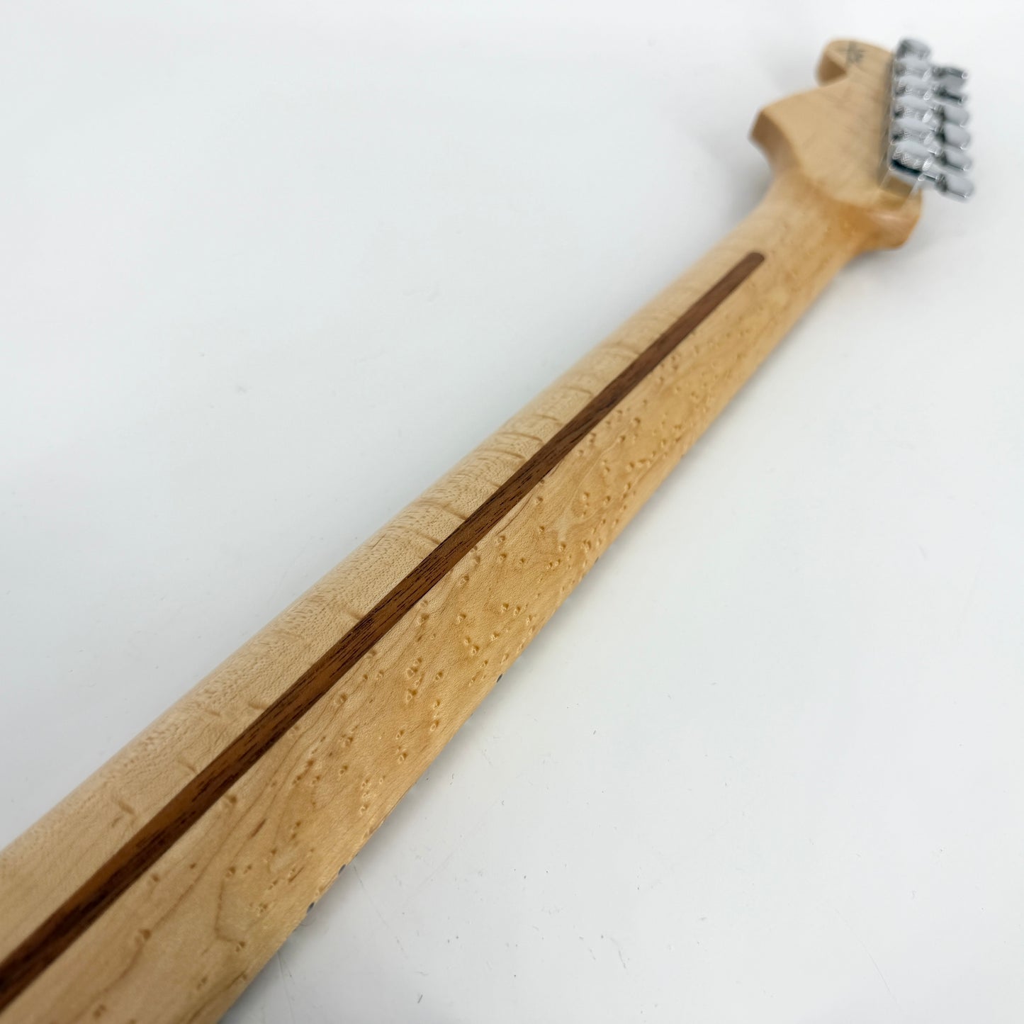 2011 Fender Custom Shop Custom Deluxe Stratocaster - Sunburst