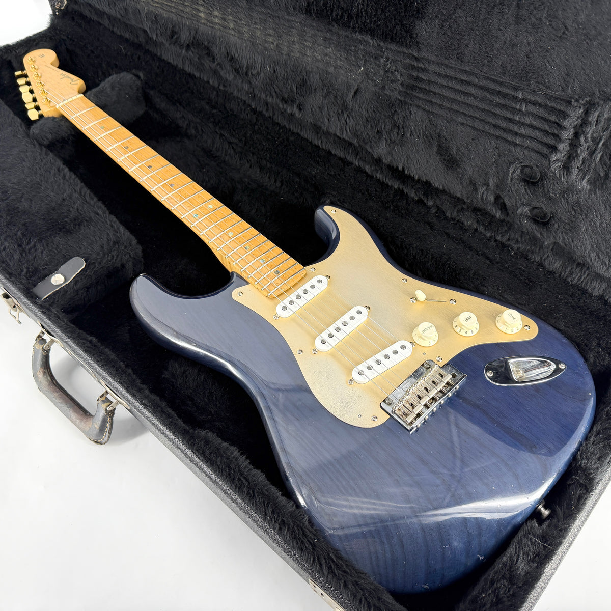 1998 Fender Custom Shop Classic Player Stratocaster NOS – Cobalt Blue