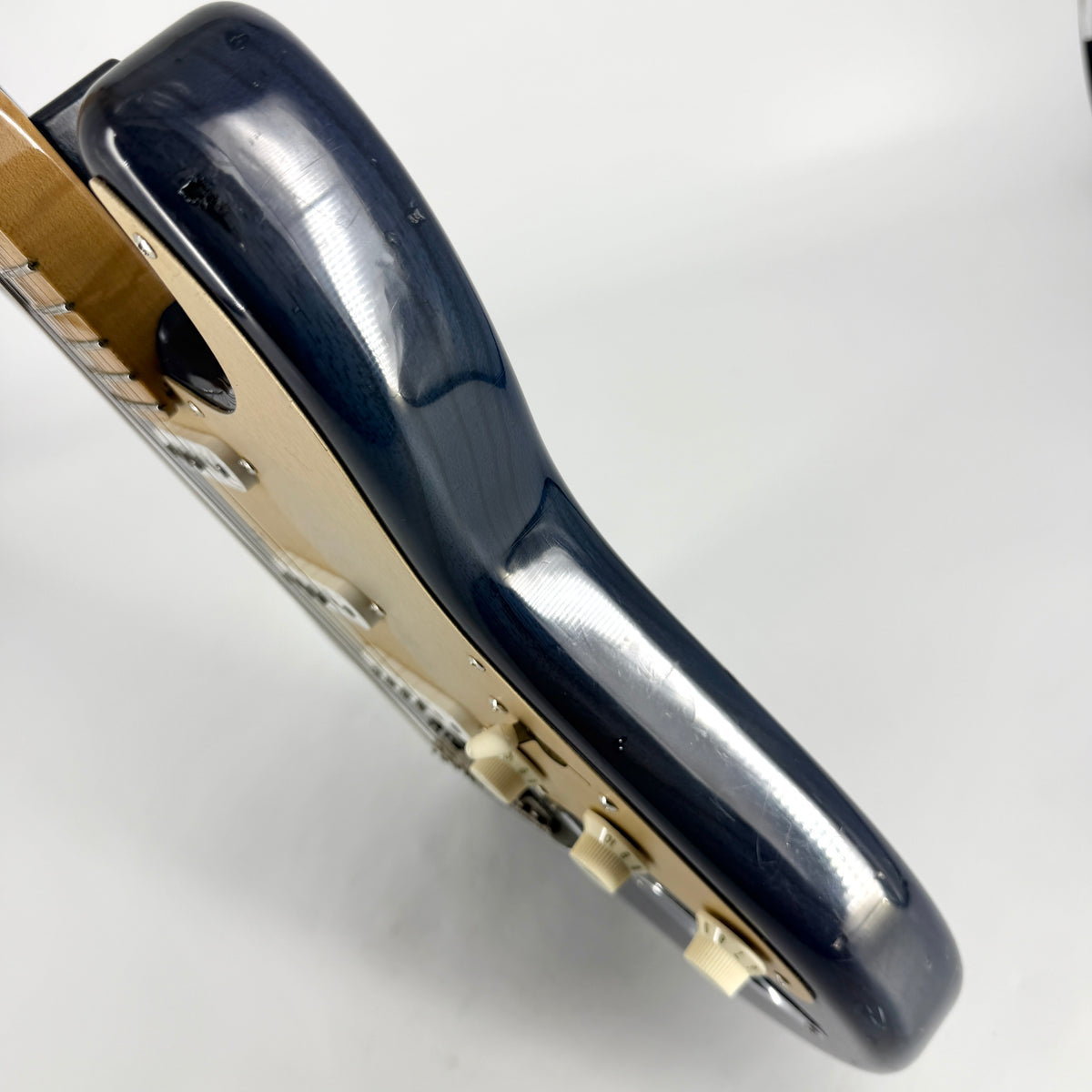 1998 Fender Custom Shop Classic Player Stratocaster NOS – Cobalt Blue