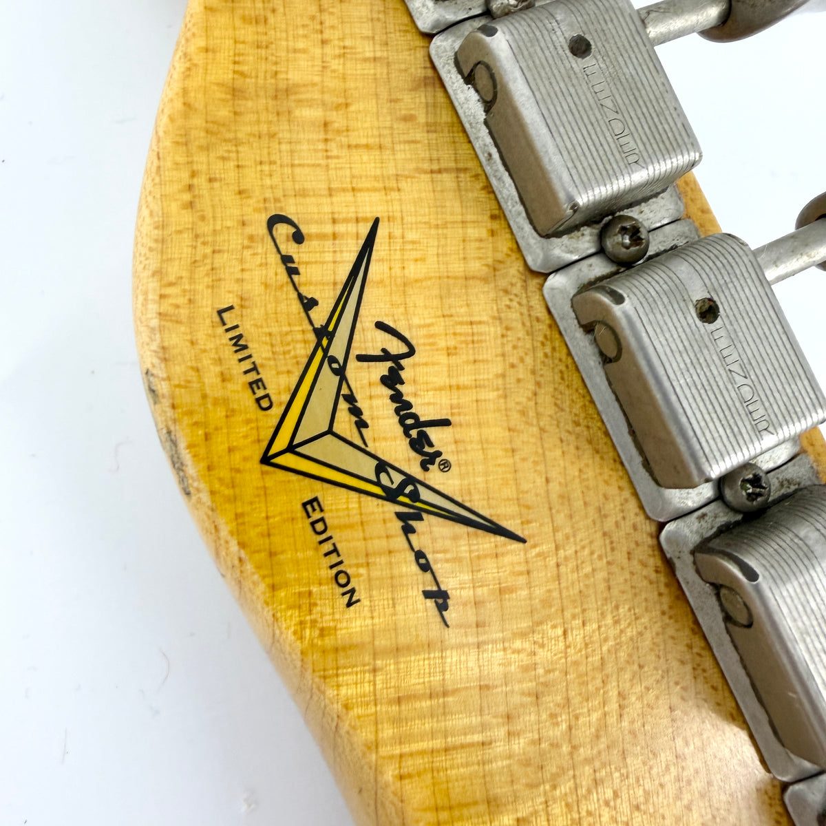 2018 Fender Custom Shop NAMM Ltd Custom Telecaster Relic – Faded Aged Shell Pink