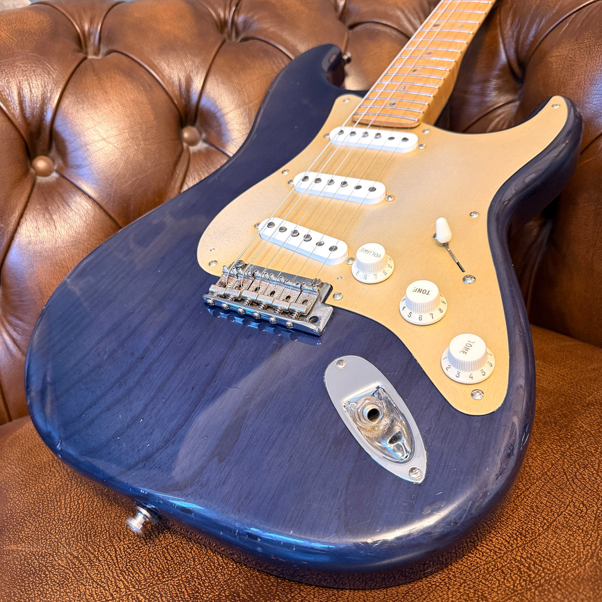 1998 Fender Custom Shop Classic Player Stratocaster NOS – Cobalt Blue