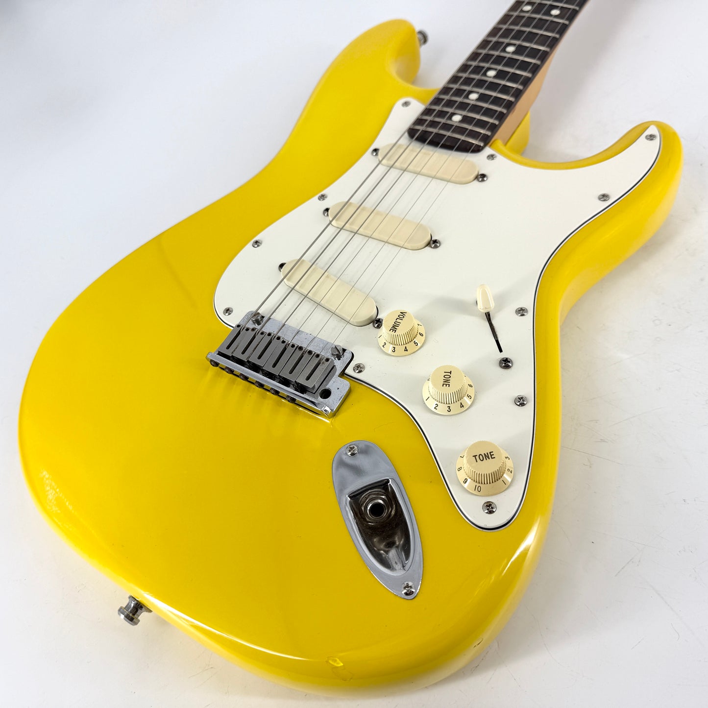 1987 Fender Strat Plus American Stratocaster - Graffiti Yellow