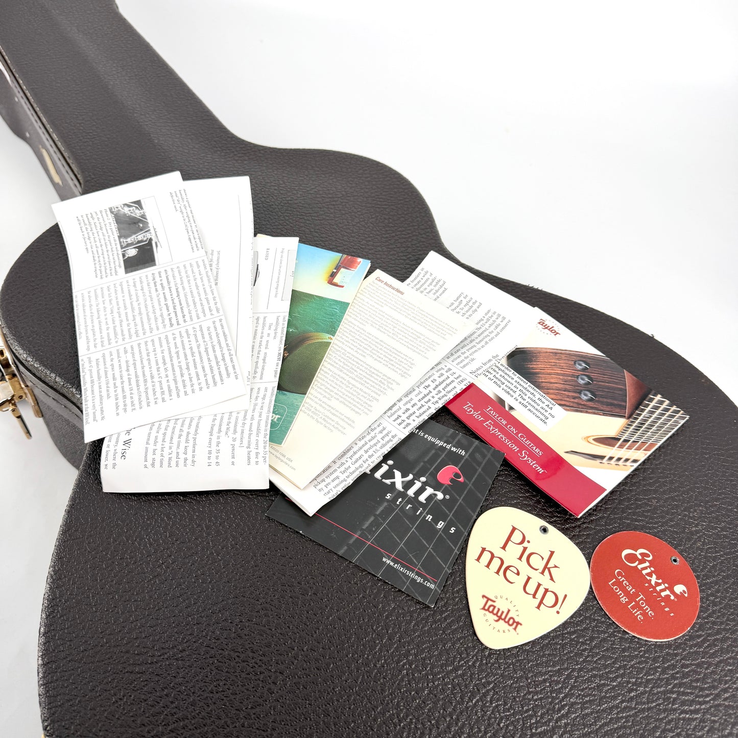 2006 Taylor K22CE - Koa