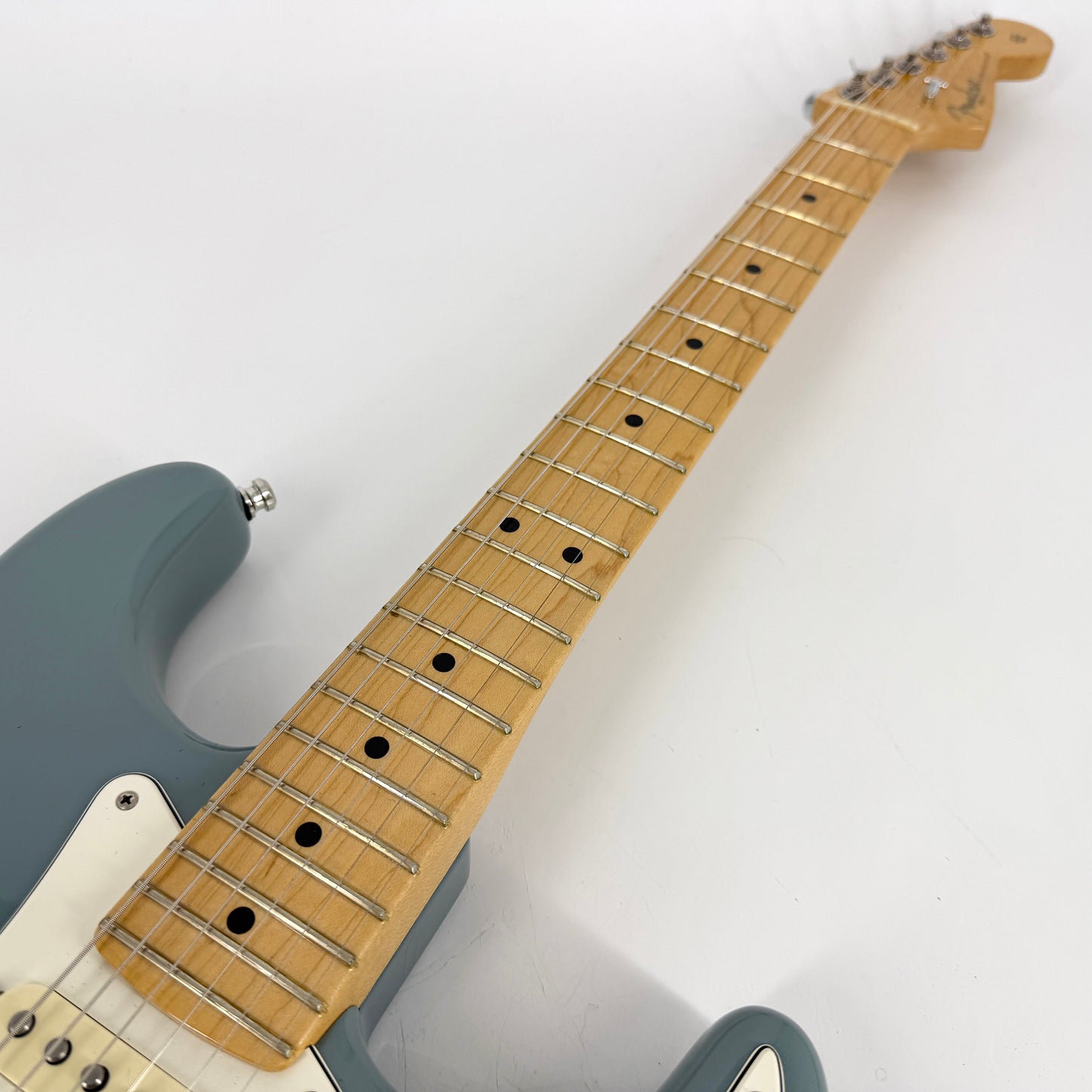 2017 Fender American Professional Stratocaster - Sonic Grey