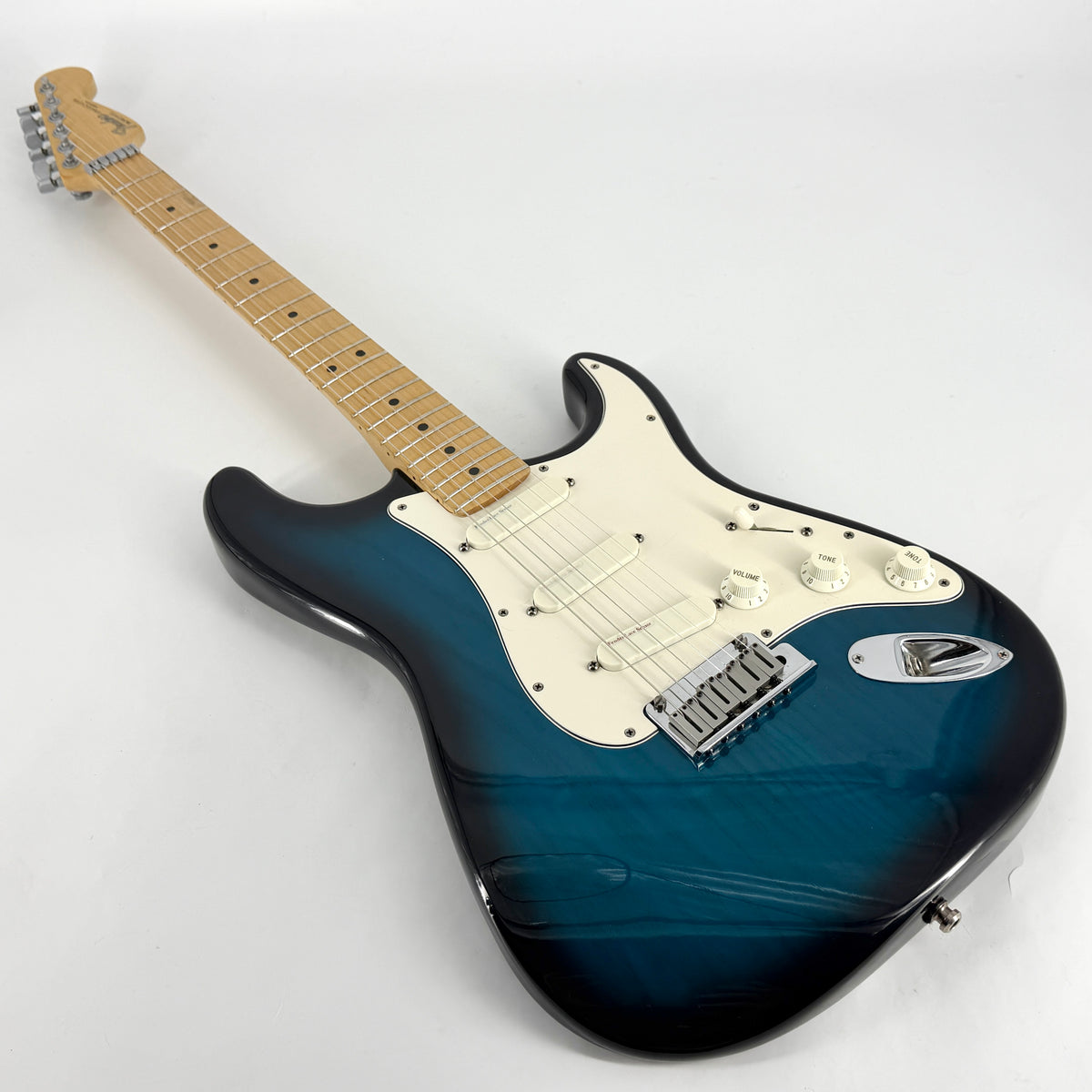 1992 Fender Strat Plus Deluxe Stratocaster – Blue Burst