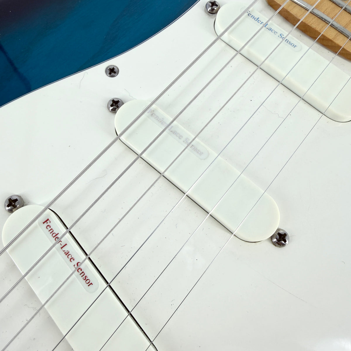 1992 Fender Strat Plus Deluxe Stratocaster – Blue Burst