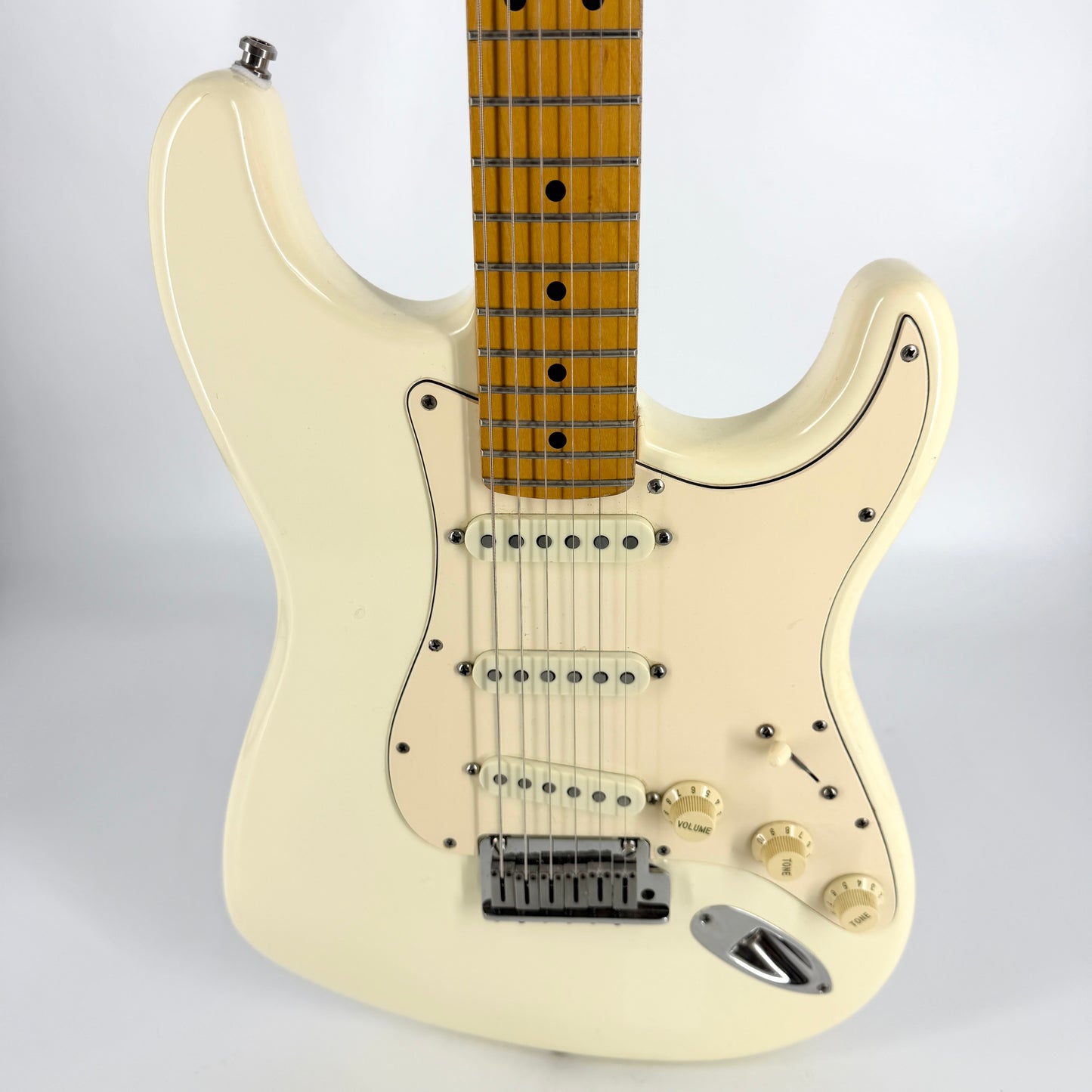 1988 Fender American Standard Stratocaster - Olympic White