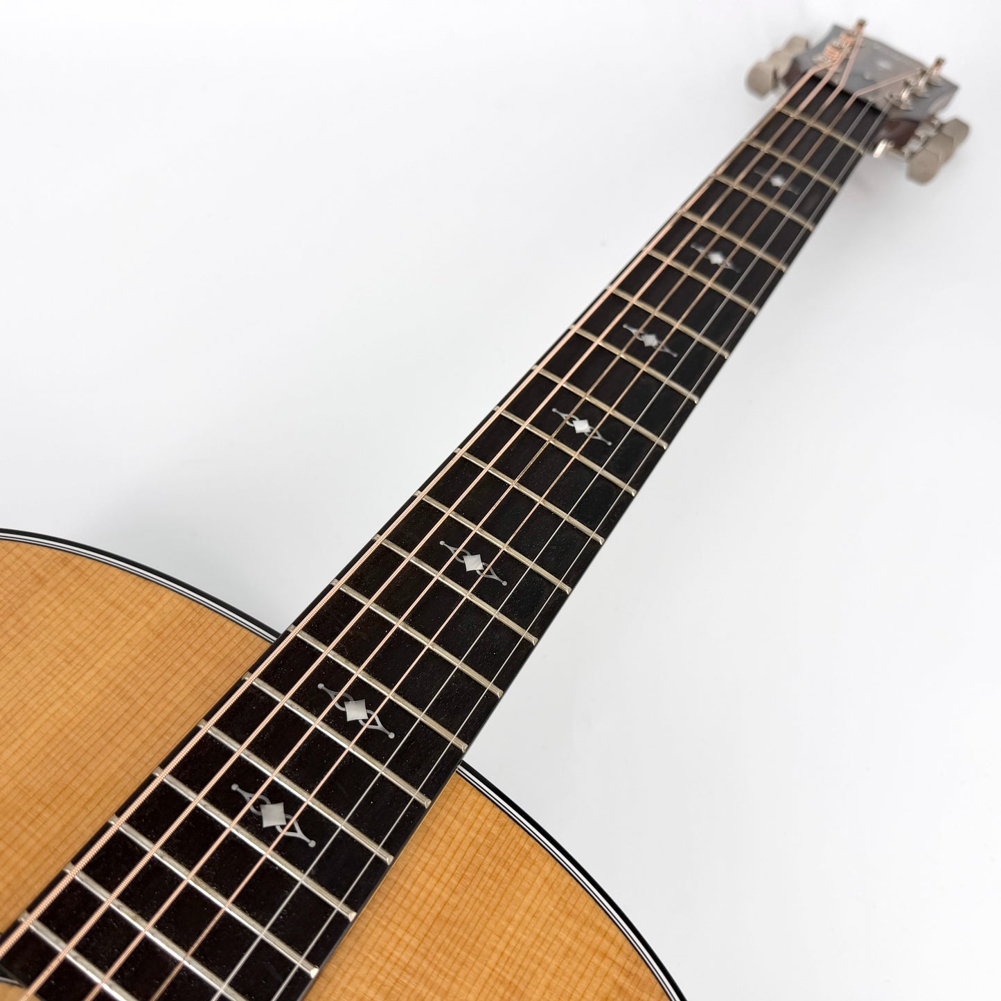 2019 Taylor Grand Pacific 317e V-Class - Natural