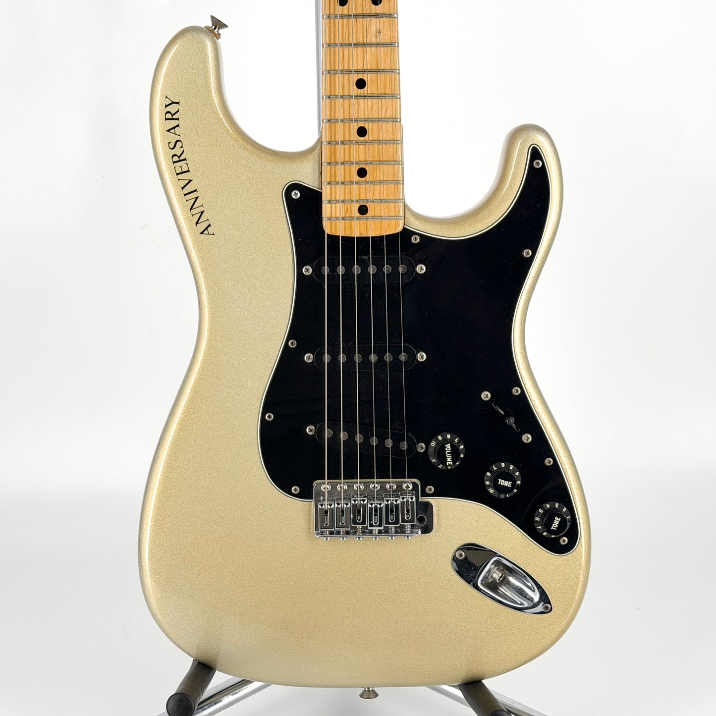 1979 Fender 25th Anniversary American Stratocaster – Silver