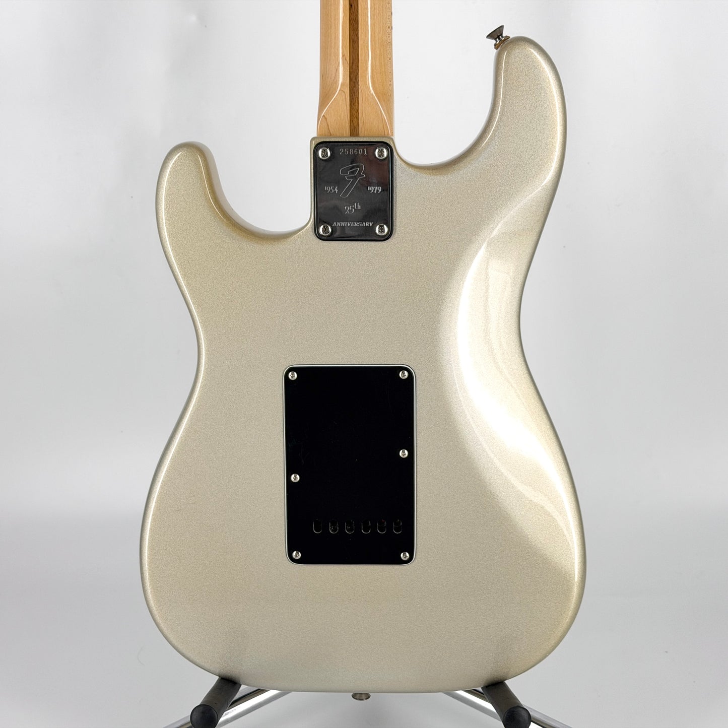 1979 Fender 25th Anniversary American Stratocaster – Silver