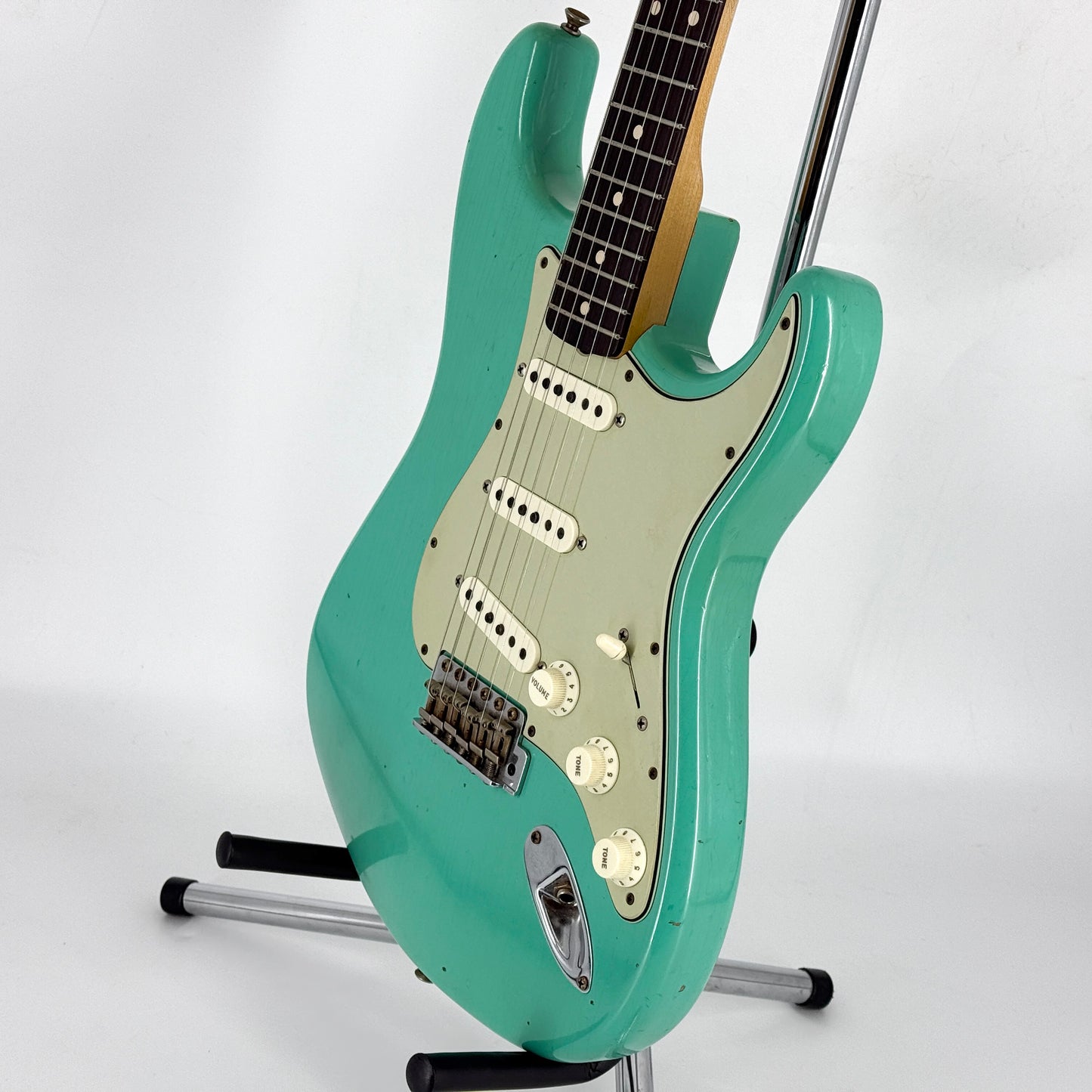 2021 Fender Custom Shop Limited Edition 1962/63 Stratocaster Journeyman Relic –  Aged Sea Foam Green