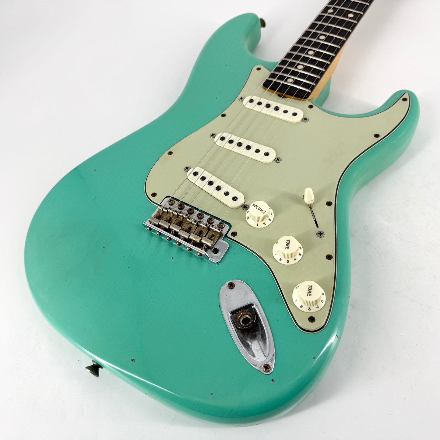 2021 Fender Custom Shop Limited Edition 1962/63 Stratocaster Journeyman Relic –  Aged Sea Foam Green