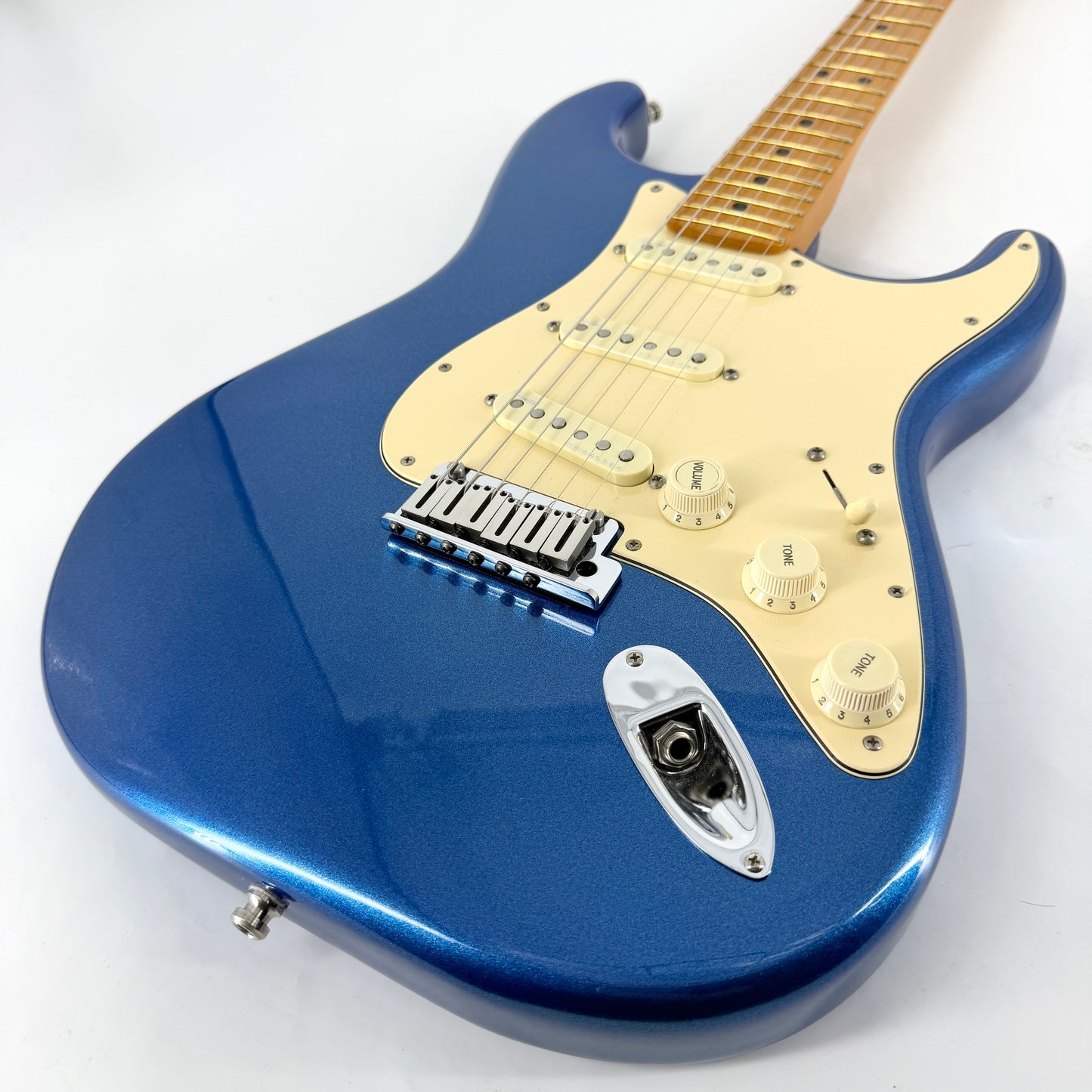 2021 Fender American Ultra Stratocaster – Cobra Blue