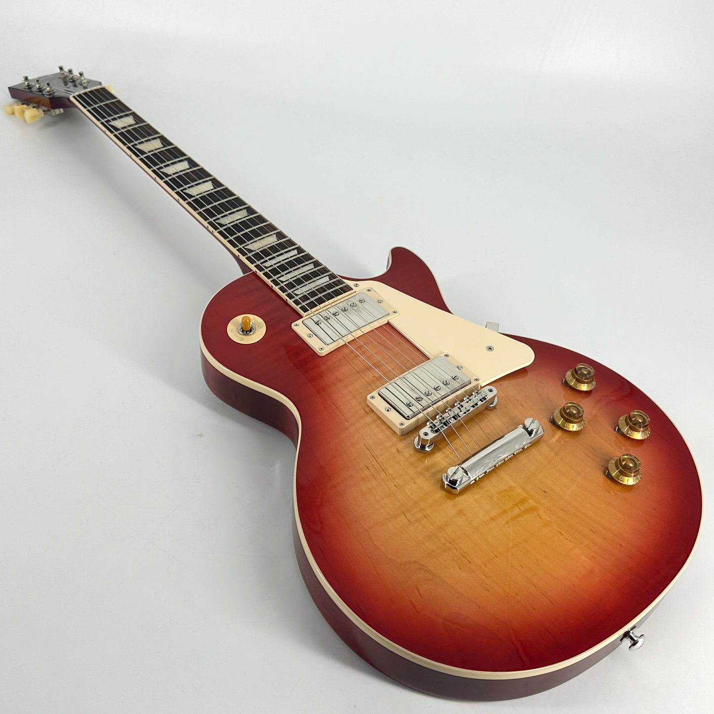 2021 Gibson Les Paul Standard 50’s  – Heritage Cherry Sunburst