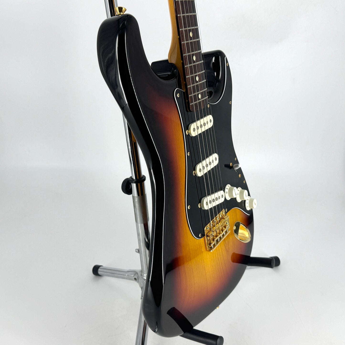 2016 Fender Japan FSR Classic 60s Stratocaster - Sunburst