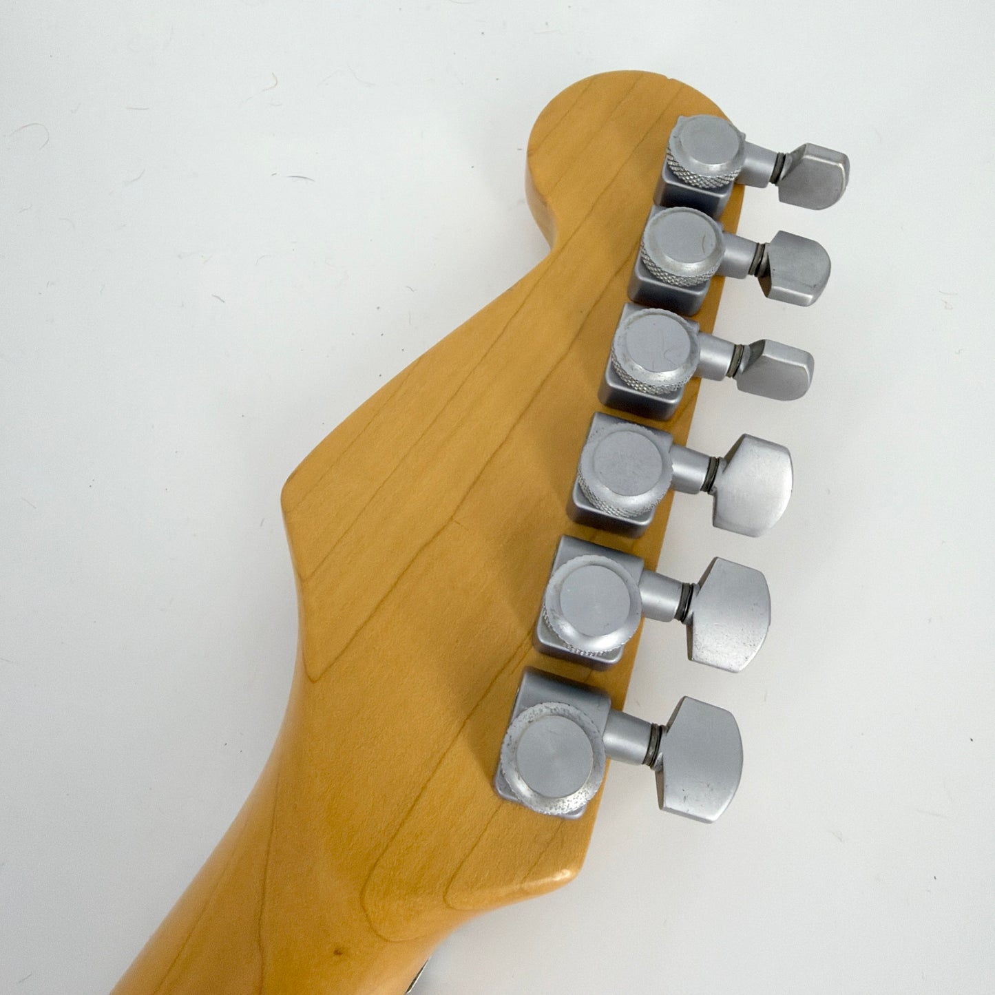 1987 Fender Strat Plus - Lake Placid Blue