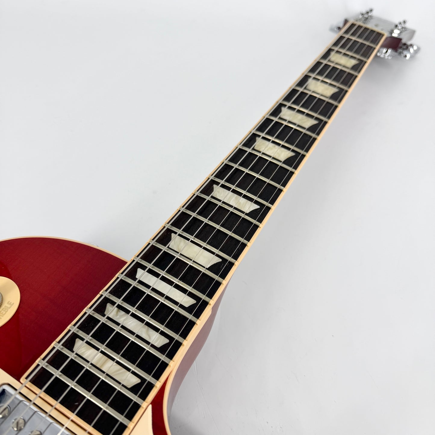 2016 Gibson Les Paul Standard – Cherry Sunburst