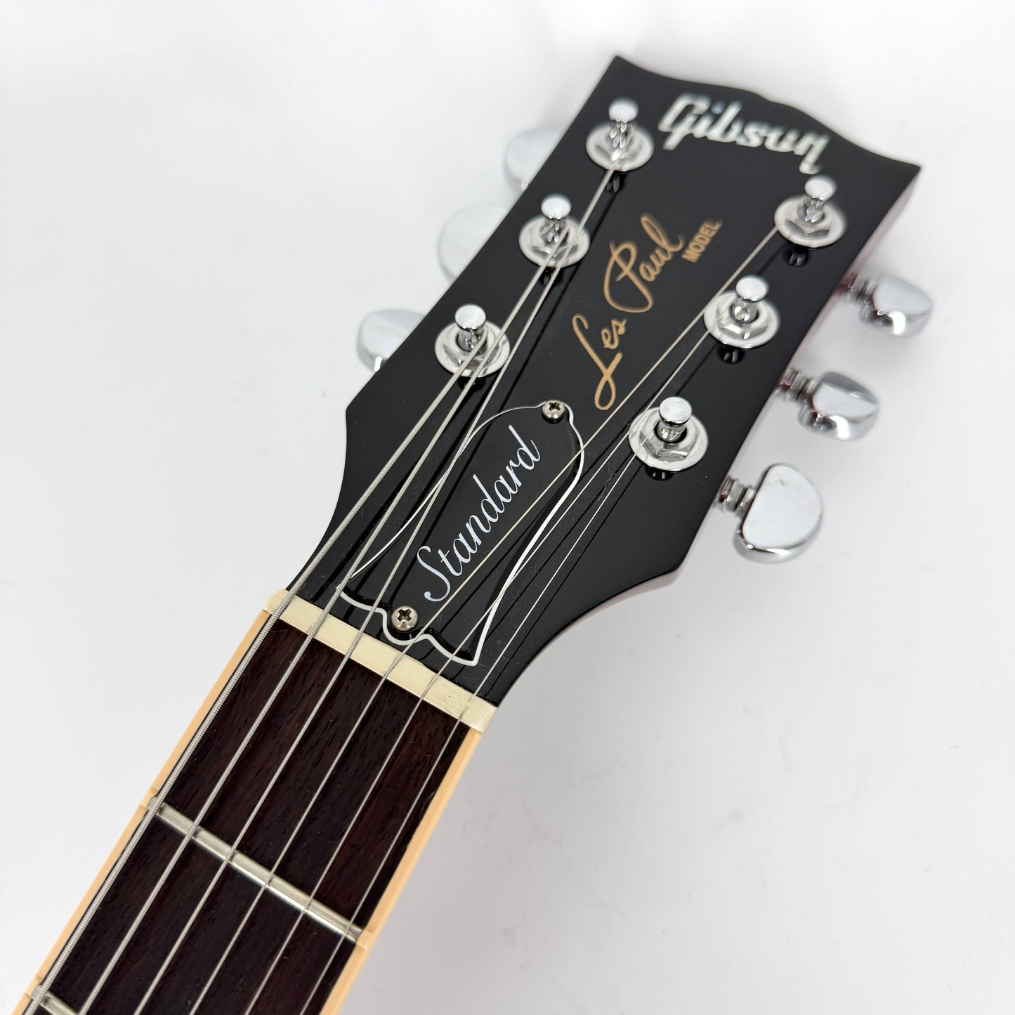 2016 Gibson Les Paul Standard – Cherry Sunburst