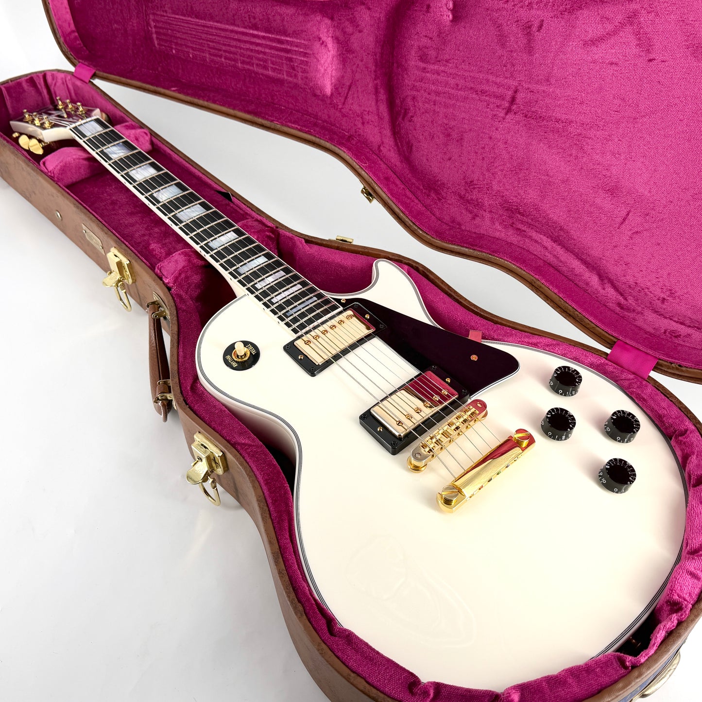 2019 Gibson Les Paul Custom – Alpine White
