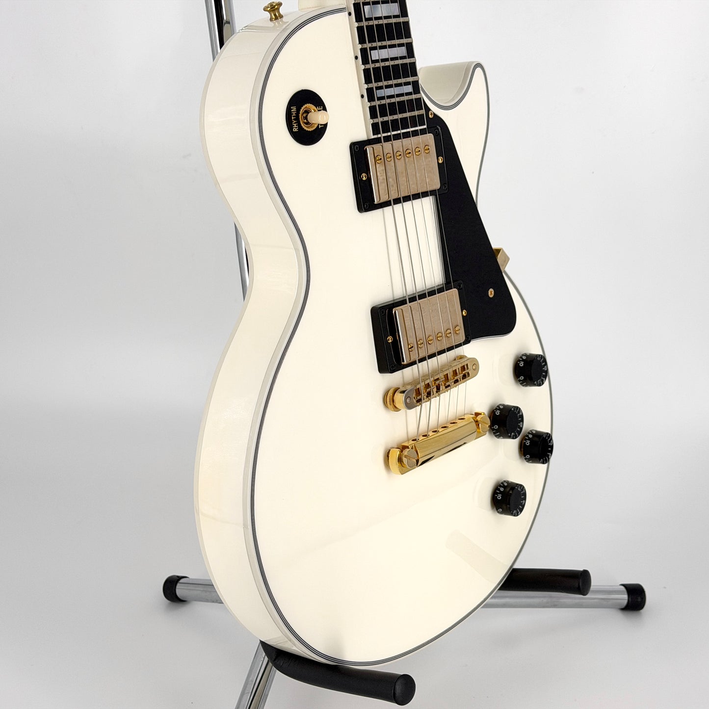 2019 Gibson Les Paul Custom – Alpine White