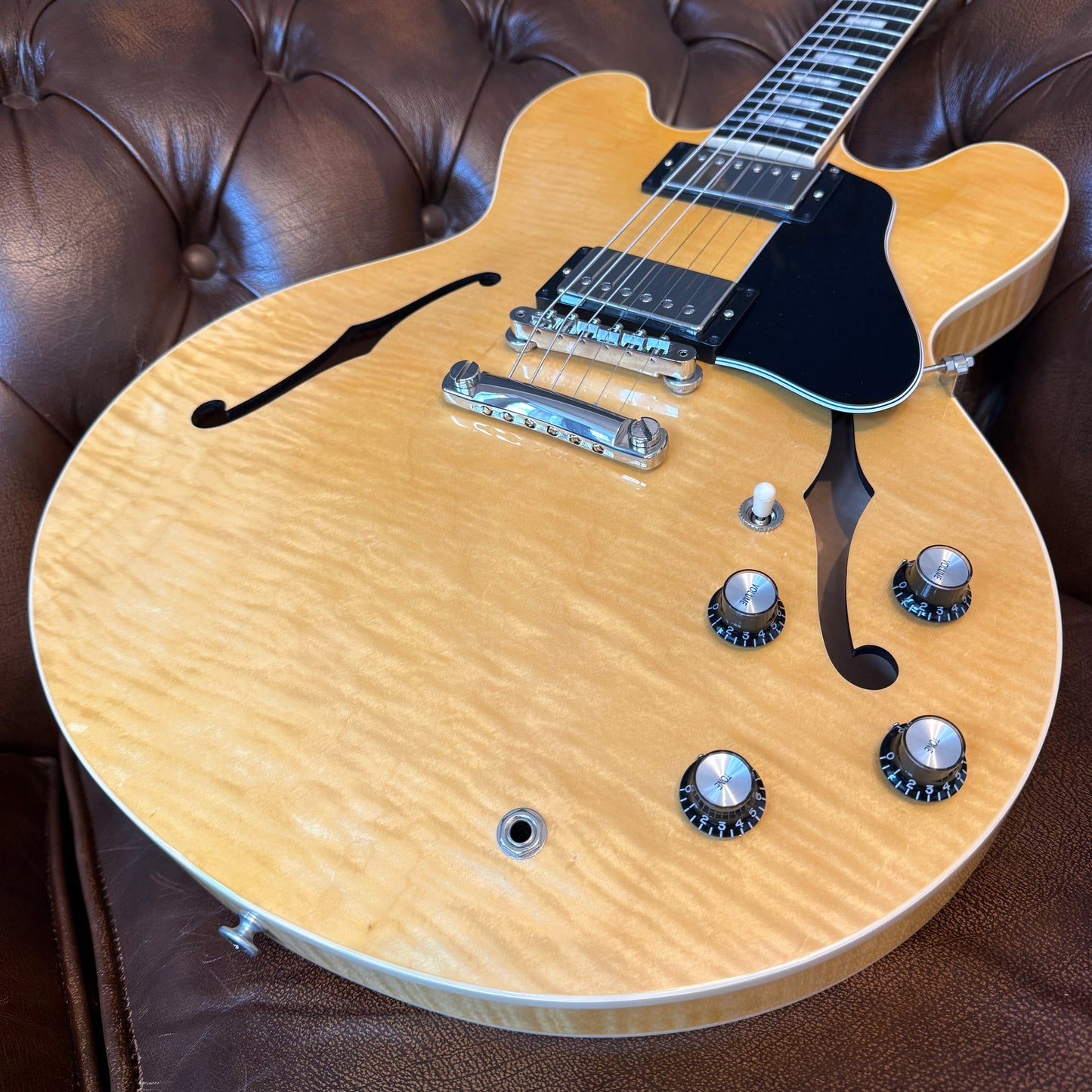 2023 Gibson ES-335 Figured – Vintage Natural