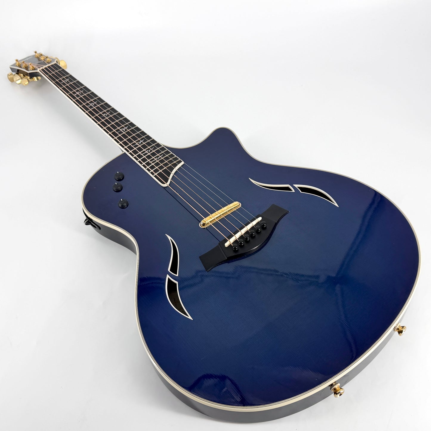 2011 Taylor T5-C Custom - Blue Edgeburst