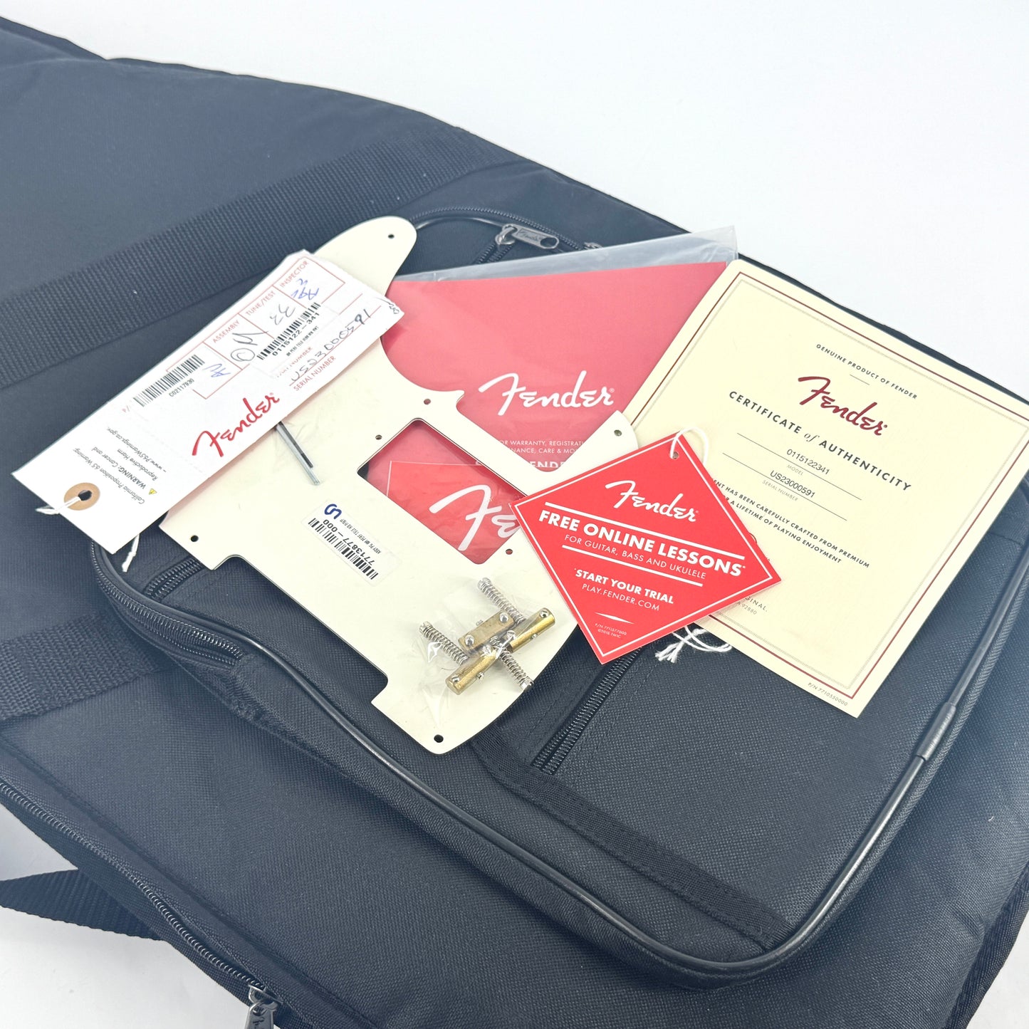 2023 Fender American Performer Telecaster Hum – Vintage White