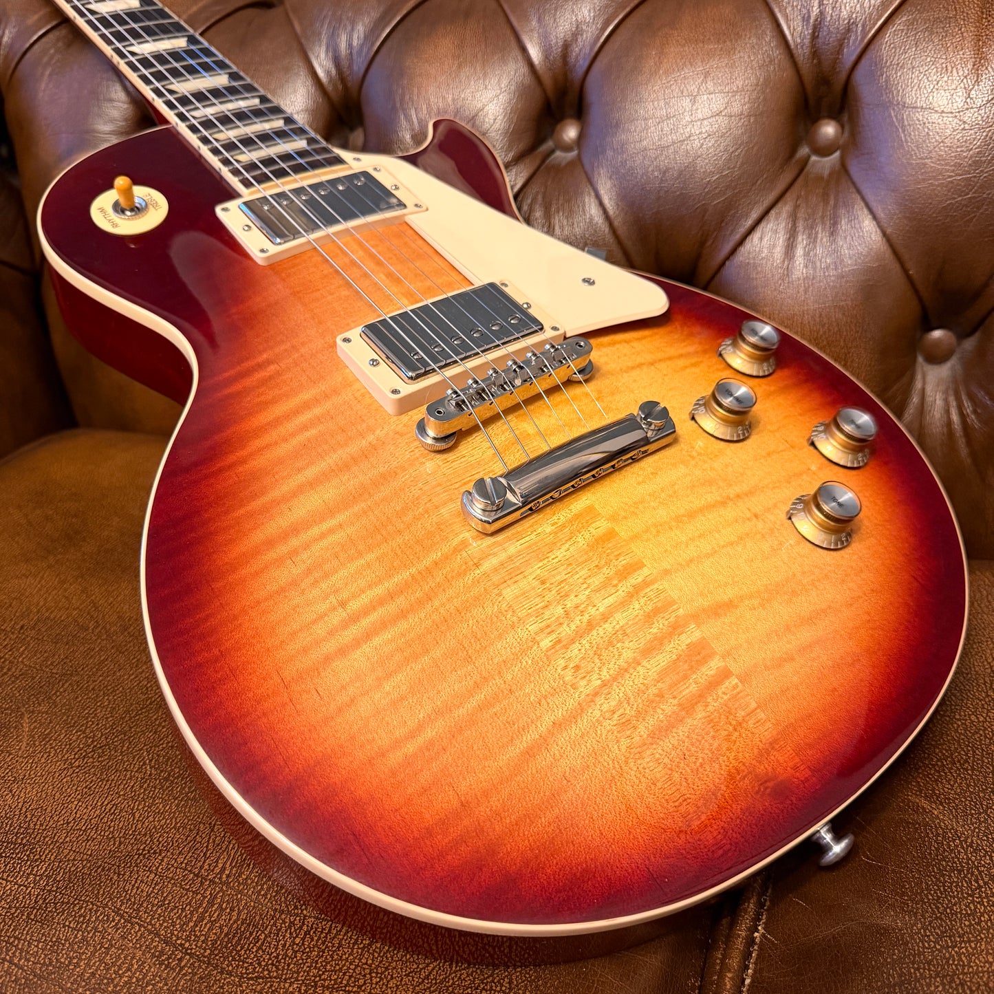 2021 Gibson Les Paul Standard 60’s  – Bourbon Burst