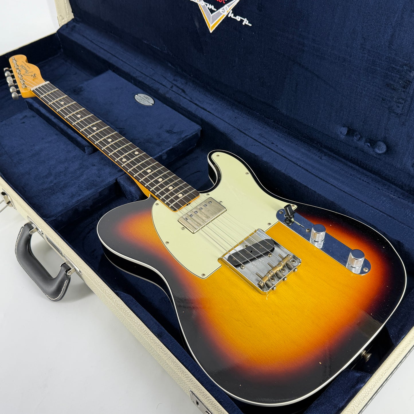 2023 Fender Custom Shop 1962 Telecaster Custom Journeyman Relic - 3 Tone Sunburst