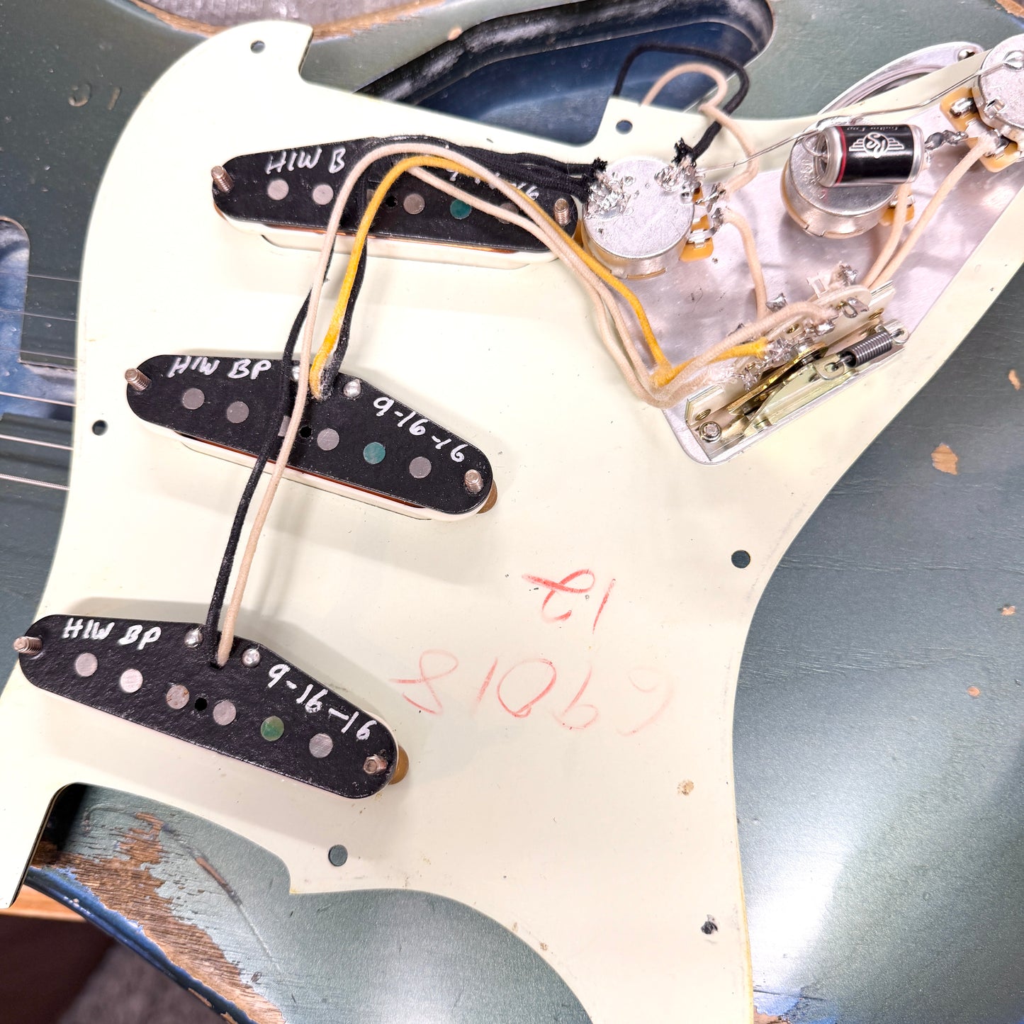 2016 Fender Custom Shop Ltd Edition '59 Stratocaster Heavy Relic - Olive Drab Green over Lake Placid Blue