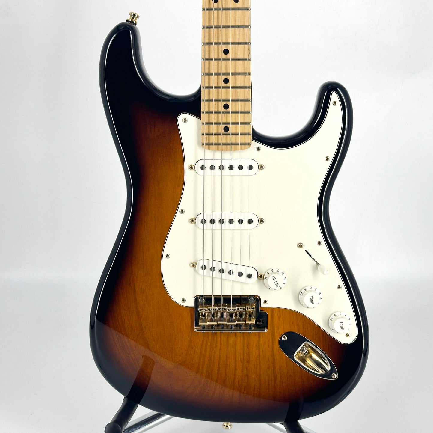 2014 Fender 60th Anniversary Commemorative American Stratocaster –  2 Tone Sunburst