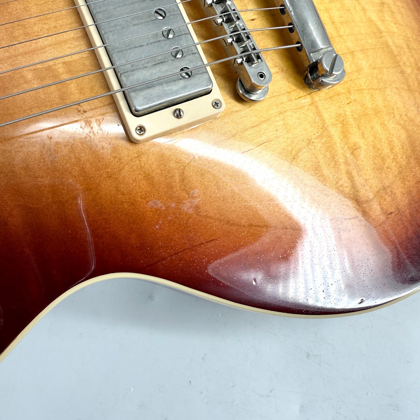 2022 Gibson Les Paul Standard 60’s  – Bourbon Burst