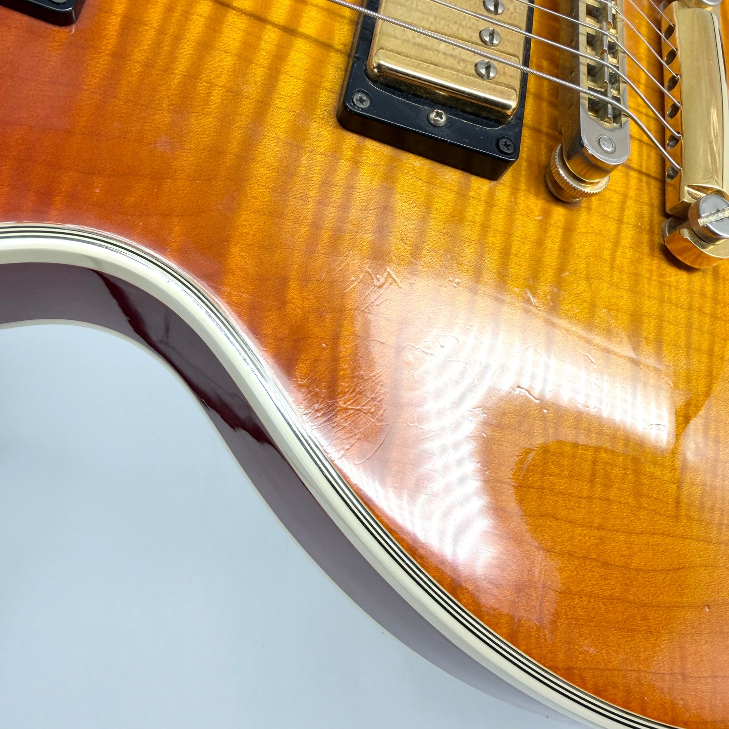 2001 Gibson Les Paul Custom – Tangerine Burst