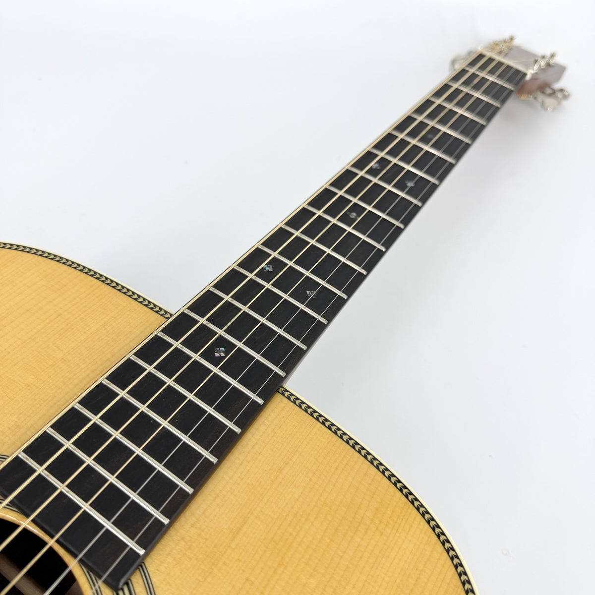2025 Martin 000-28 Standard - Natural