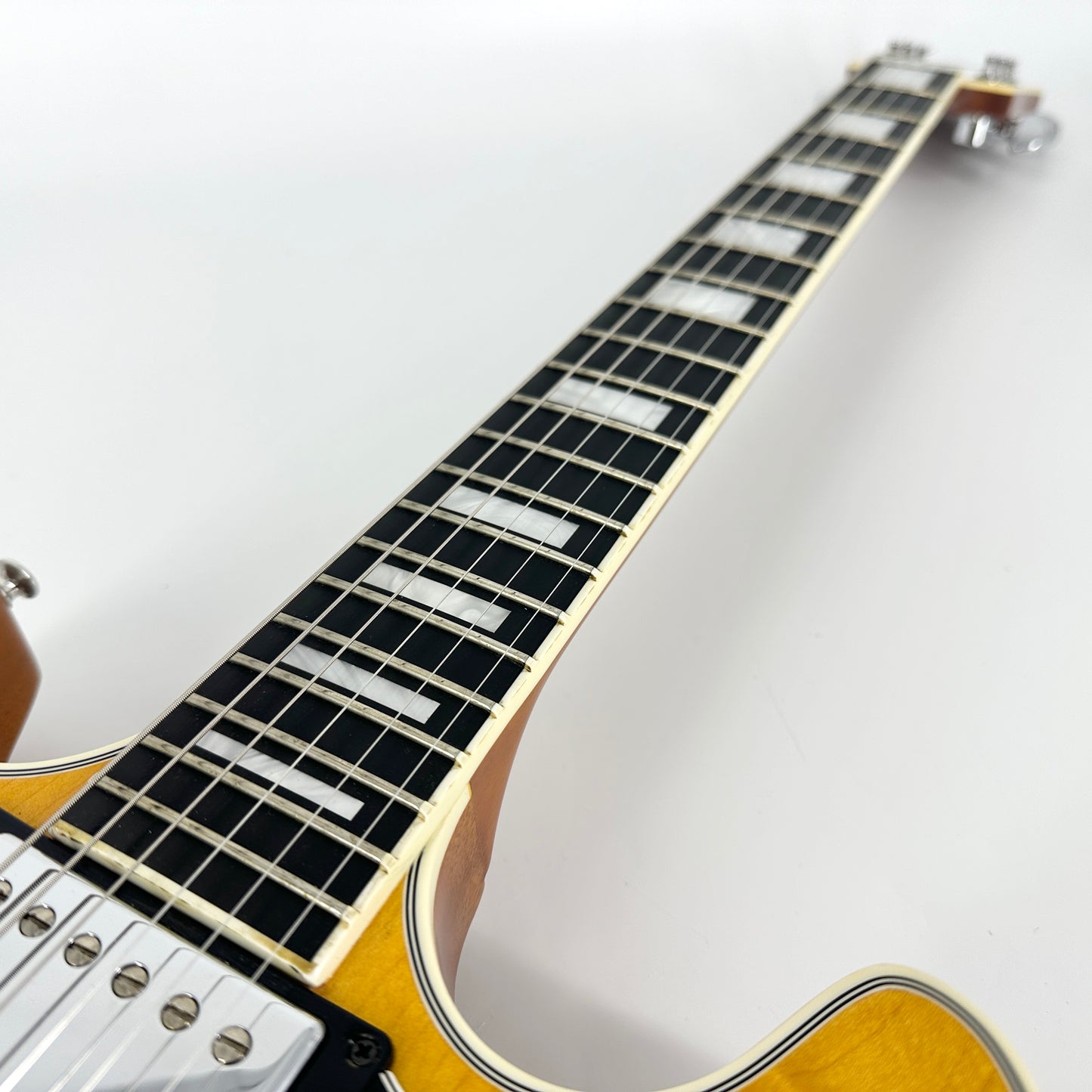 2012 Gibson Midtown Custom – Antique Natural