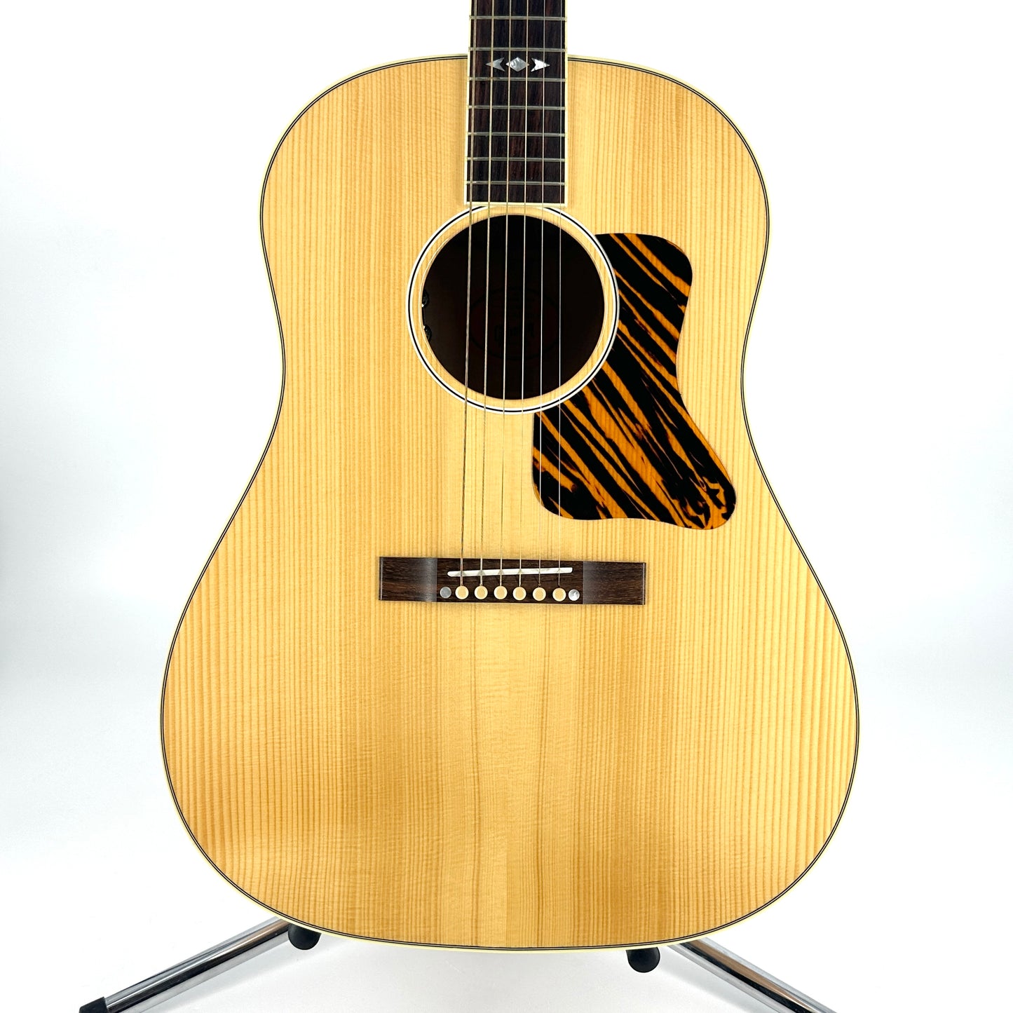 2015 Gibson Custom Shop Advanced Jumbo – Maple Blonde