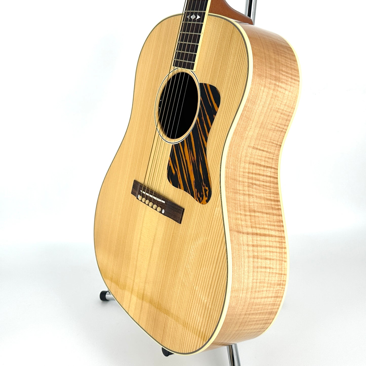 2015 Gibson Custom Shop Advanced Jumbo – Maple Blonde