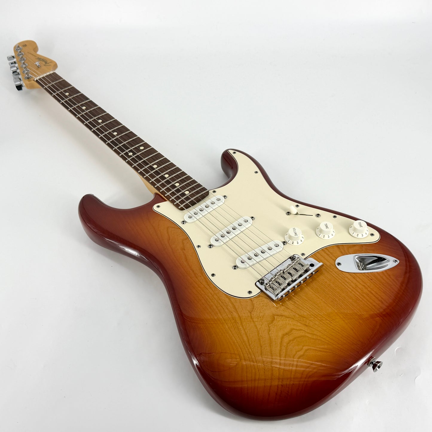 2011 Fender American Standard Stratocaster – Sienna Sunburst