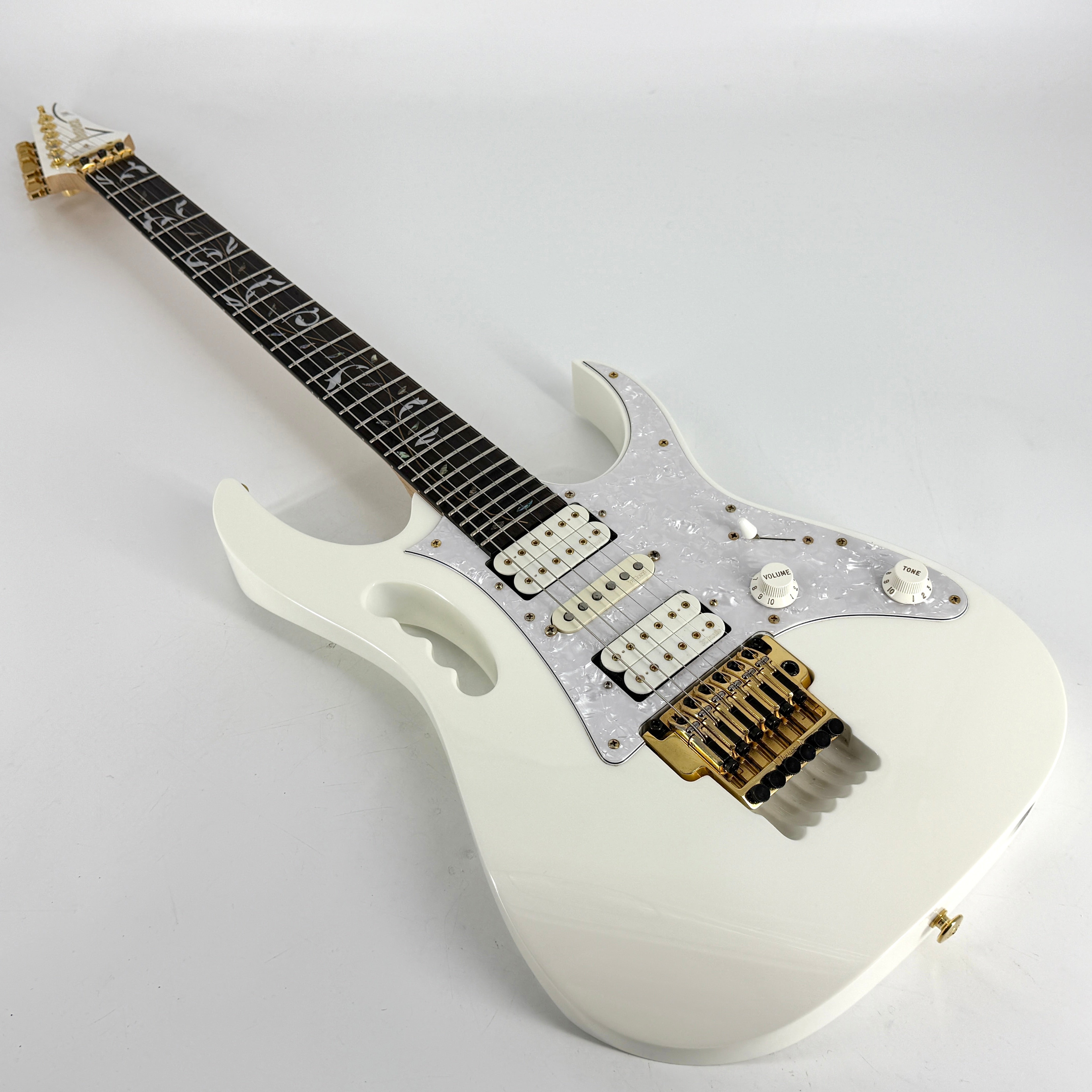 2006 Ibanez JEM7V Steve Vai Signature White Jordan Guitars