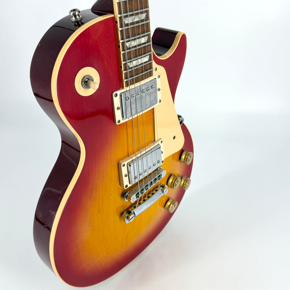 1986 Gibson Les Paul Standard - Cherry Sunburst