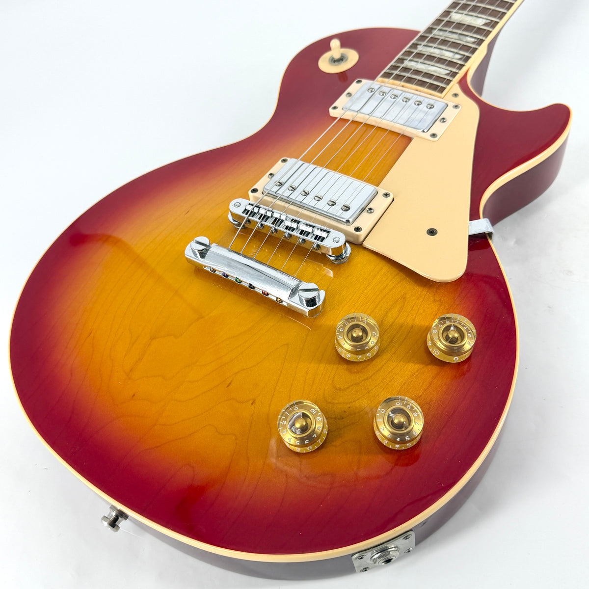 1986 Gibson Les Paul Standard - Cherry Sunburst