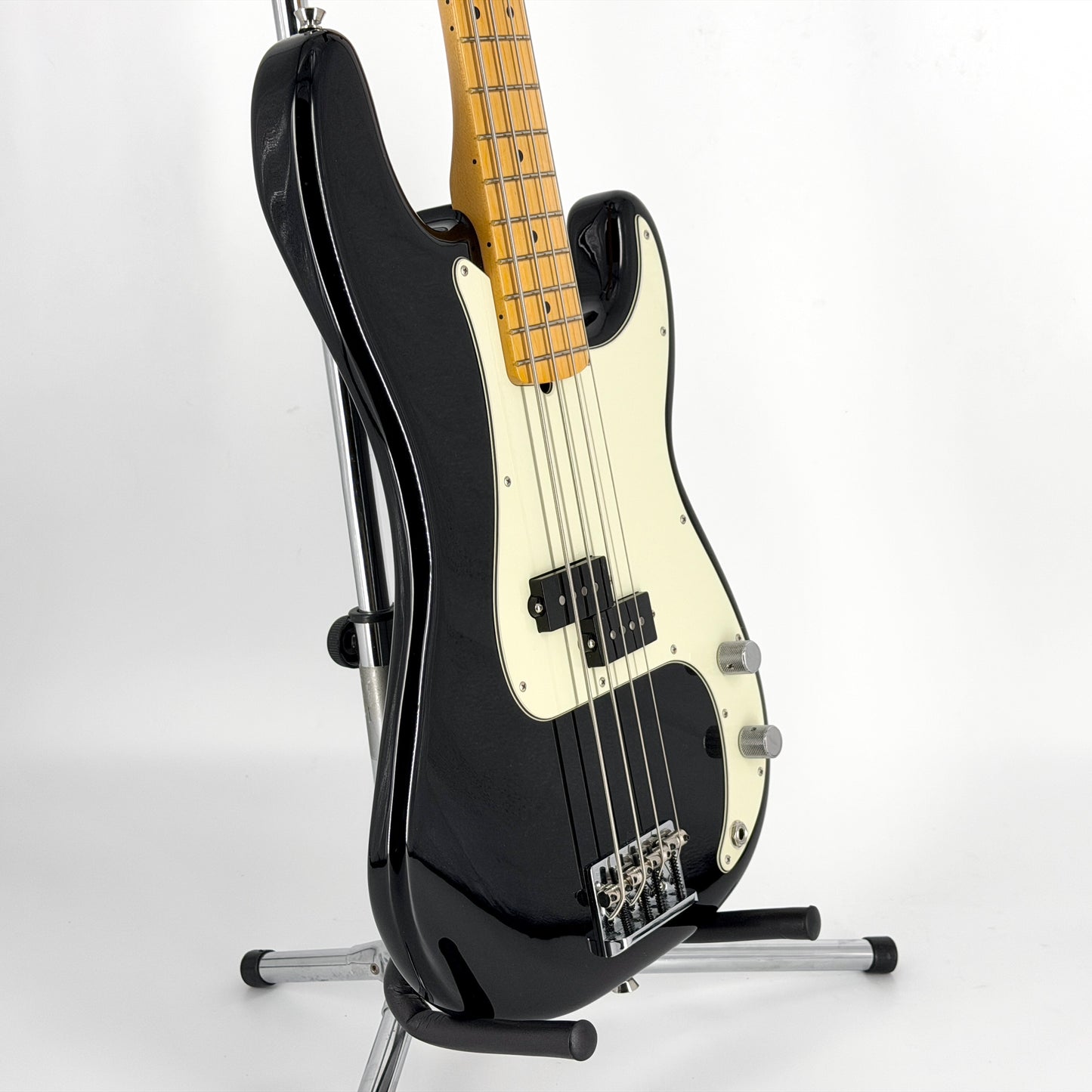 2024 Fender American Professional II Precision Bass - Black