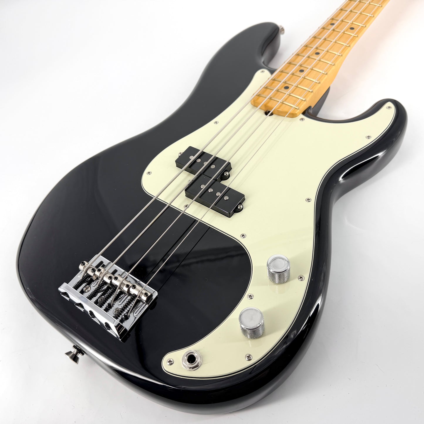 2024 Fender American Professional II Precision Bass - Black