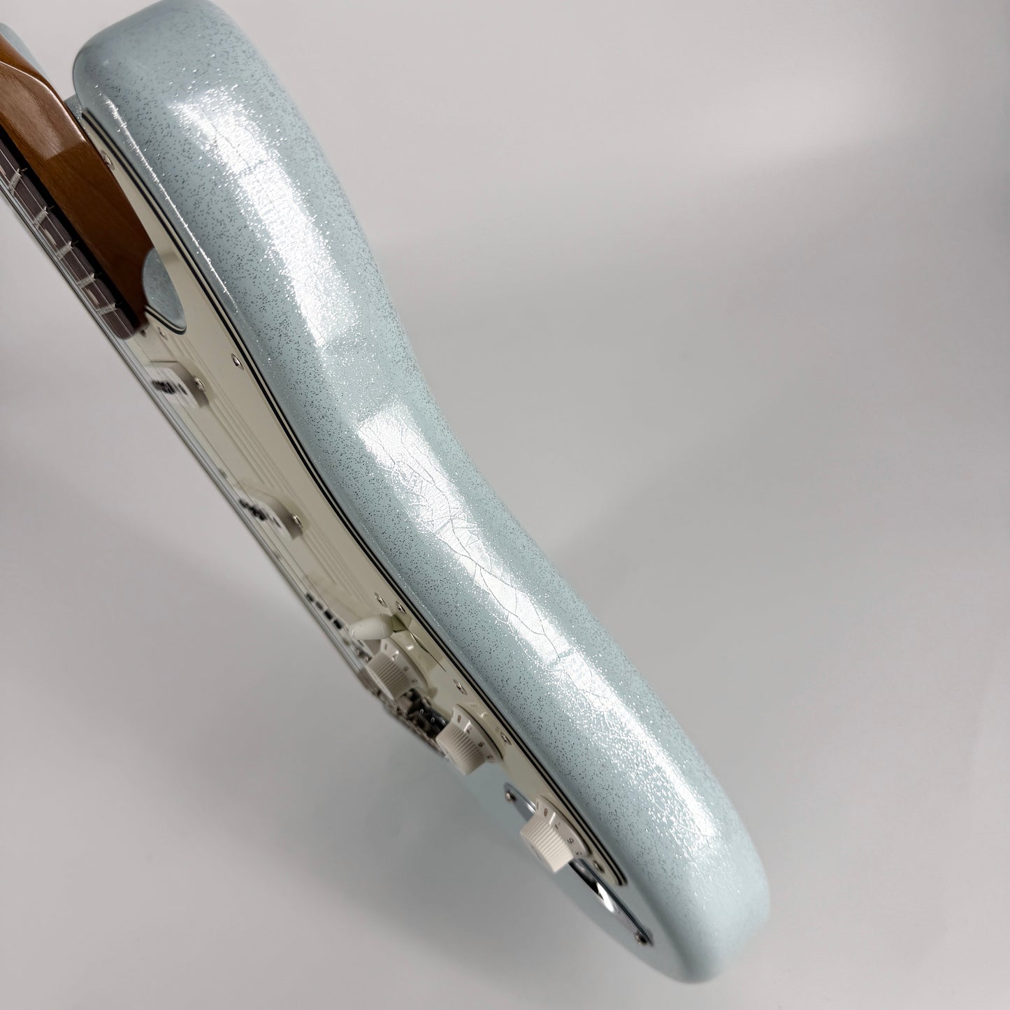 2022 Fender Custom Shop ’63 Lush Closet Classic Stratocaster – Sonic Blue Sparkle