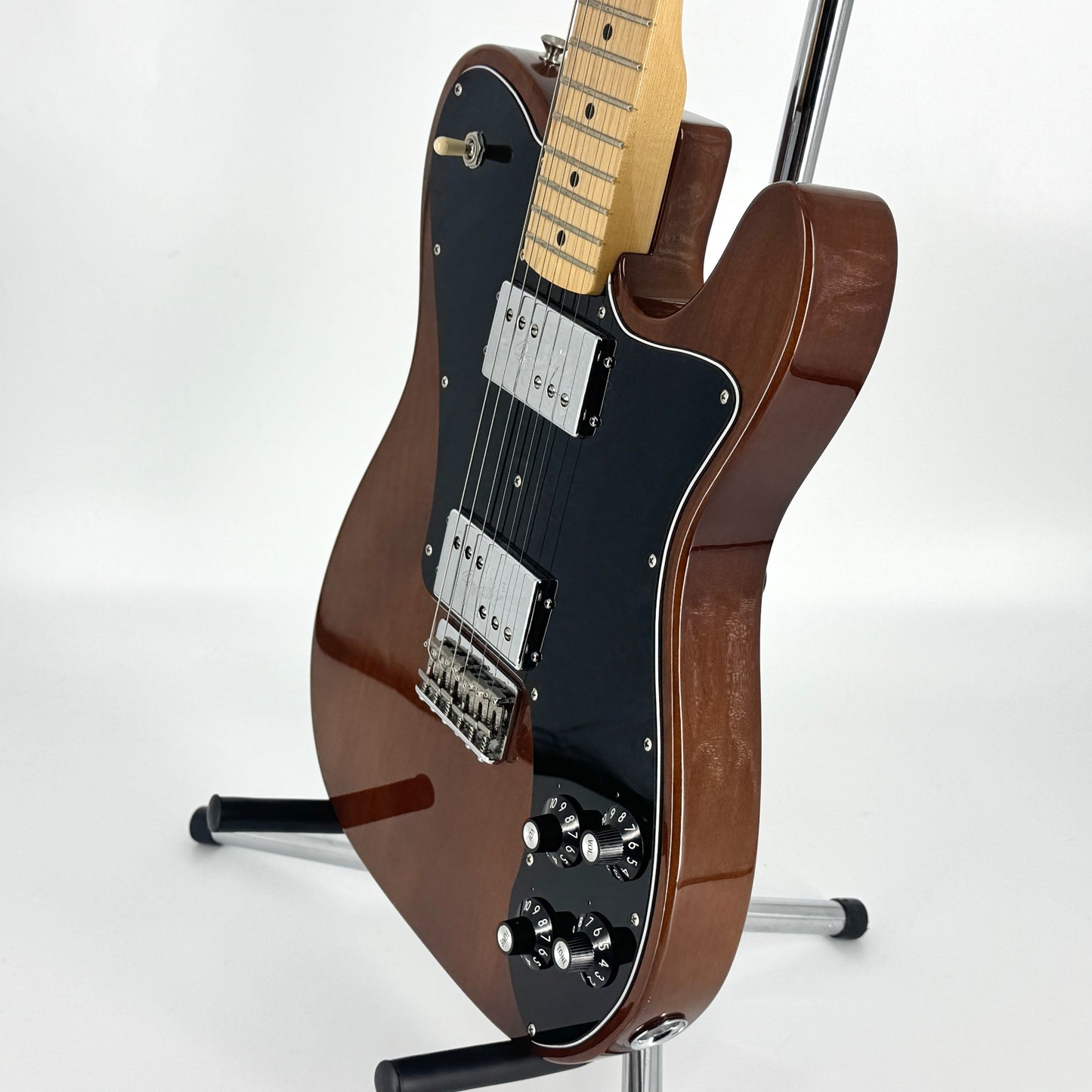 2007 Fender Classic Series ‘72 Telecaster Deluxe - Walnut