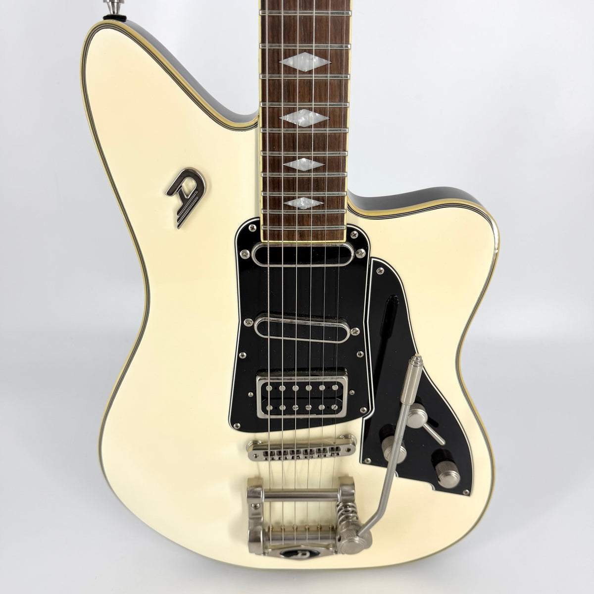 2022 Duesenberg Paloma - White