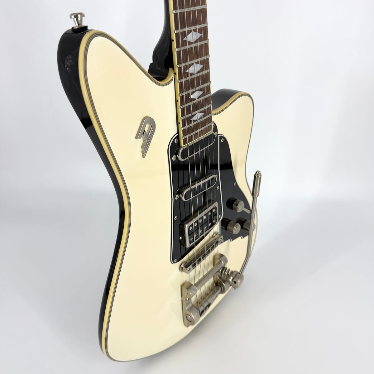 2022 Duesenberg Paloma - White